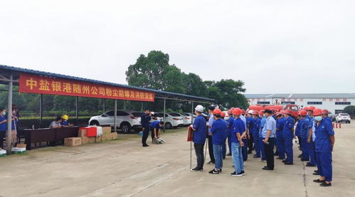 曾都消防大隊聯(lián)合曾都經(jīng)濟開發(fā)區(qū)管委會深入工廠企業(yè)開展消防安全培訓演練